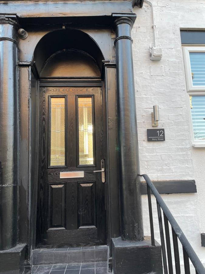 Apartment #1 - At 12 Story St キングストン・アポン・ハル エクステリア 写真